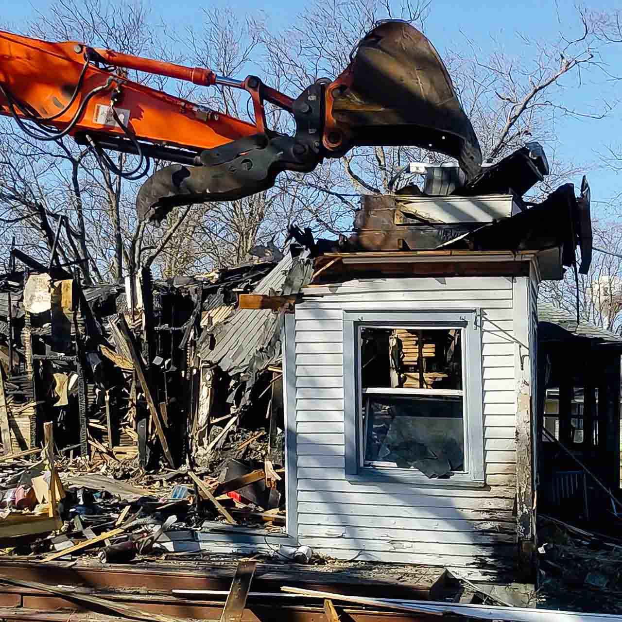 Cover's Construction | Demolition & Clean-up